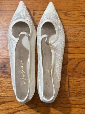 Matisse “Fleur” Ivory Floral Lace Pointed-Toe Ballet Flat With Straps size 7